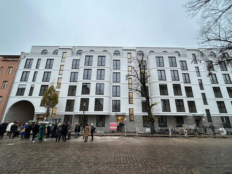 Exklusive 3-Zimmer-Wohnung mit EBK und Südbalkon — photo 1